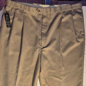 Stafford Options Dress slacks w/ pleated front, Beige. 48" Waist. NWT